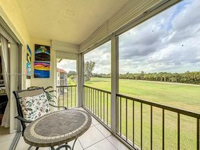 9411 N Hollybrook Lake Dr 304, Pembroke Pines FL 33025
