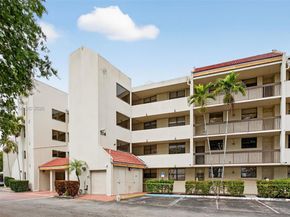 114 Lake Emerald Dr 104, Oakland Park FL 33309