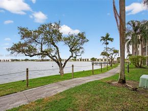 114 Lake Emerald Dr 104, Oakland Park FL 33309