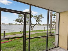 114 Lake Emerald Dr 104, Oakland Park FL 33309