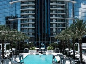 851 NE 1st Ave 1811, Miami FL 33132