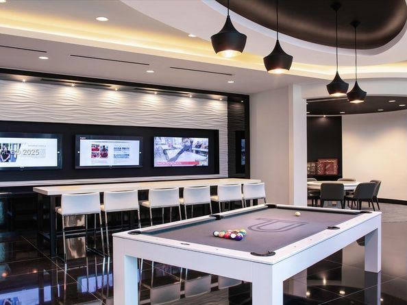 851 NE 1st Ave 1811, Miami FL 33132