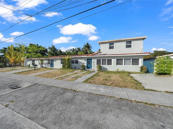 11021 SW 4th St, Sweetwater FL 33174