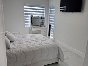 601 SW 113th Way 601, Pembroke Pines FL 33025