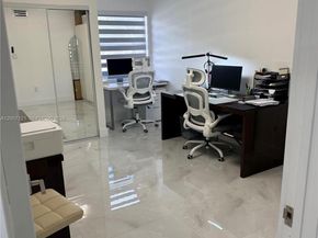 601 SW 113th Way 601, Pembroke Pines FL 33025