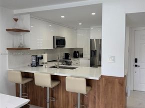 601 SW 113th Way 601, Pembroke Pines FL 33025
