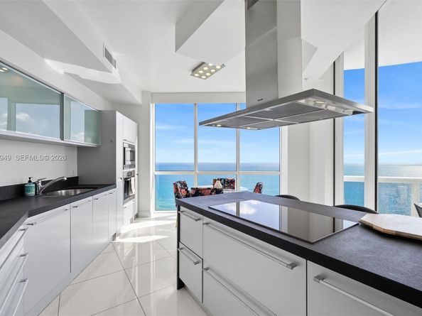 18201 Collins Ave 4709, Sunny Isles Beach FL 33160