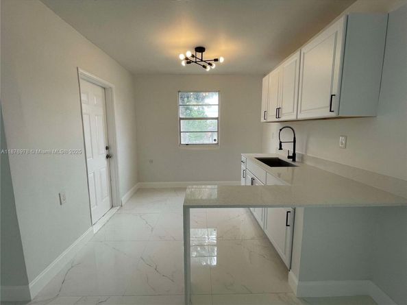 7631 NW 4th Ave, Miami FL 33150