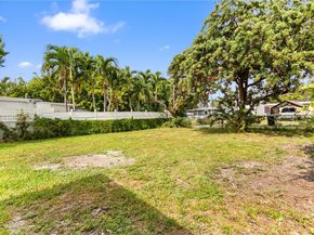 1745 NE 182 St, North Miami Beach FL 33162