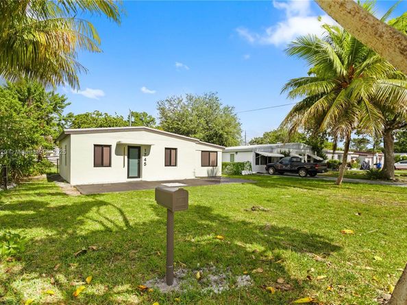 1745 NE 182 St, North Miami Beach FL 33162