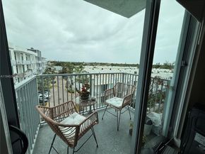 140 S Dixie Hwy 437, Hollywood FL 33020