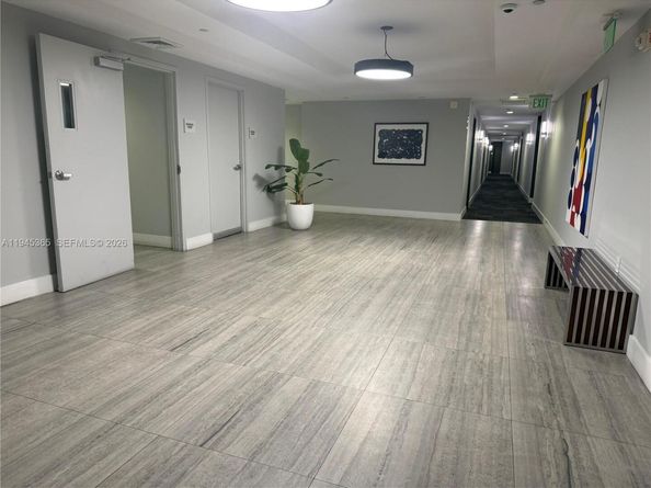 140 S Dixie Hwy 437, Hollywood FL 33020