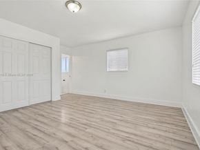 2455 Wiley Ct, Hollywood FL 33020