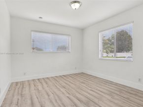 2455 Wiley Ct, Hollywood FL 33020
