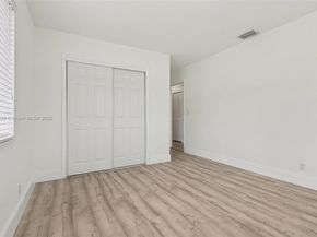 2455 Wiley Ct, Hollywood FL 33020