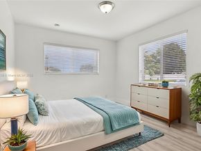 2455 Wiley Ct, Hollywood FL 33020