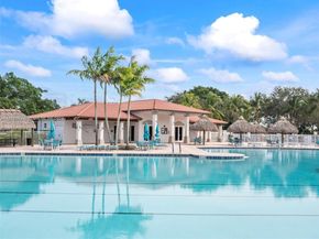 4279 Greenbriar Ln, Weston FL 33331