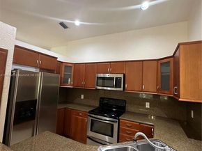 4279 Greenbriar Ln, Weston FL 33331