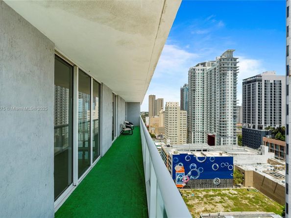 50 Biscayne Blvd 1902, Miami FL 33132