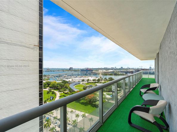 50 Biscayne Blvd 1902, Miami FL 33132