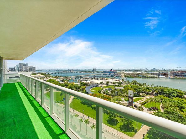 50 Biscayne Blvd 1902, Miami FL 33132