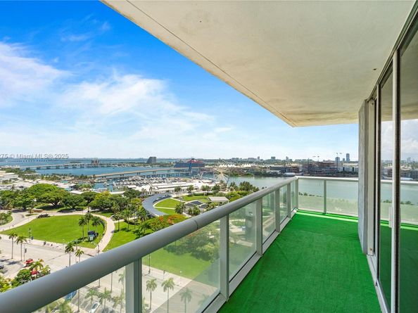 50 Biscayne Blvd 1902, Miami FL 33132
