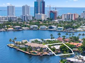 2587 SE 8th St, Pompano Beach FL 33062