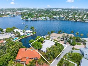 2587 SE 8th St, Pompano Beach FL 33062