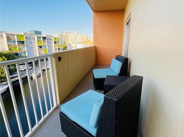 3545 NE 167th St 505, North Miami Beach FL 33160