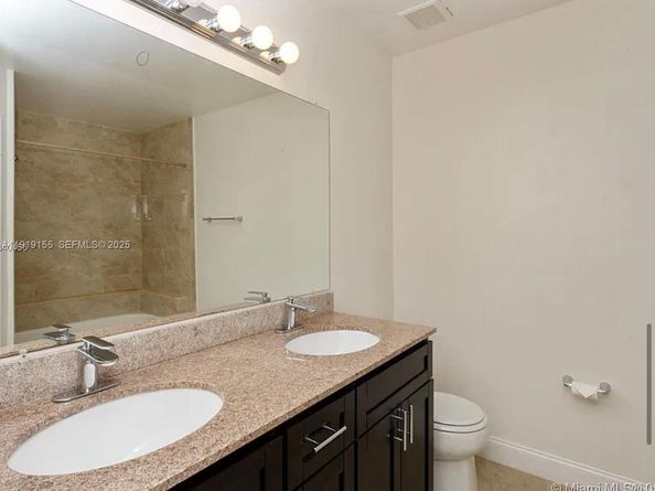 43 Simonton Cir, Weston FL 33326