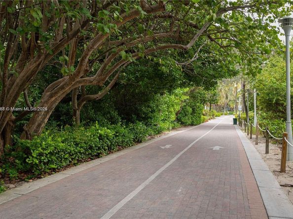 1621 Collins Ave 302, Miami Beach FL 33139