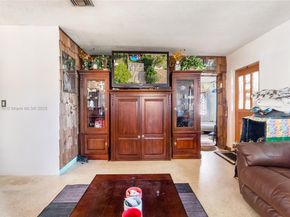 5708 SW 39th St, West Park FL 33023