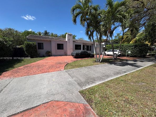 160 South Dr, Miami Springs FL 33166