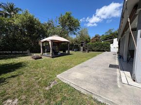 160 South Dr, Miami Springs FL 33166