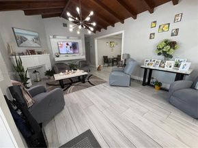 160 South Dr, Miami Springs FL 33166