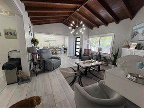 160 South Dr, Miami Springs FL 33166
