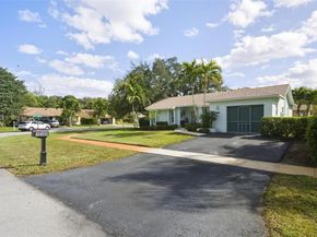 10308 Greenbriar Ct, Boca Raton FL 33498