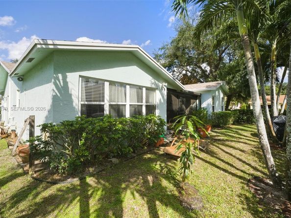 10308 Greenbriar Ct, Boca Raton FL 33498