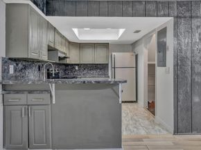 94 Pleasant Hill Ln, Tamarac FL 33319