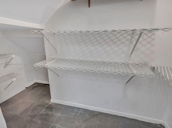 94 Pleasant Hill Ln, Tamarac FL 33319