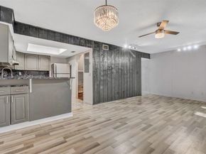 94 Pleasant Hill Ln, Tamarac FL 33319