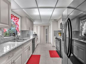 1321 SW 124th Ct 18A, Miami FL 33184