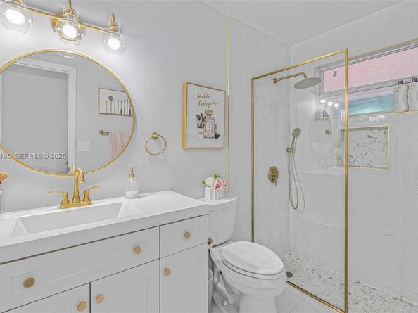 830 NW 79th Ter, Plantation FL 33324