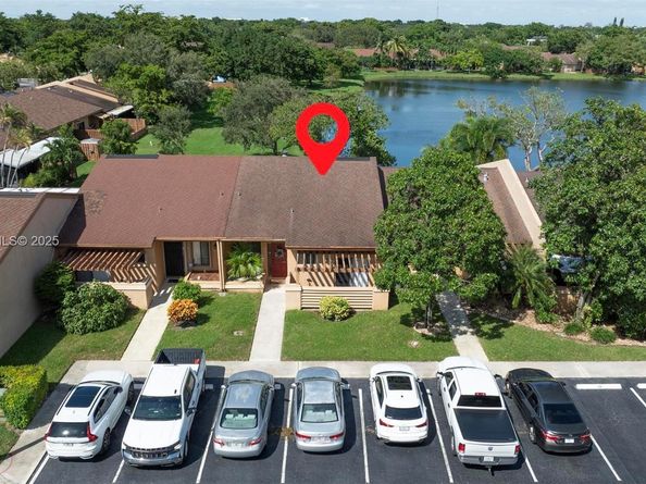 830 NW 79th Ter, Plantation FL 33324