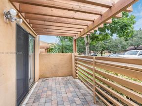 830 NW 79th Ter, Plantation FL 33324