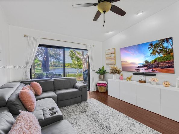 830 NW 79th Ter, Plantation FL 33324