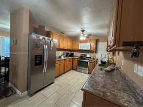 6461 Park St, Hollywood FL 33024