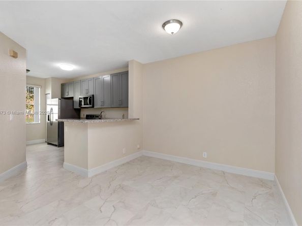 4005 NW 91st Ter, Sunrise FL 33351