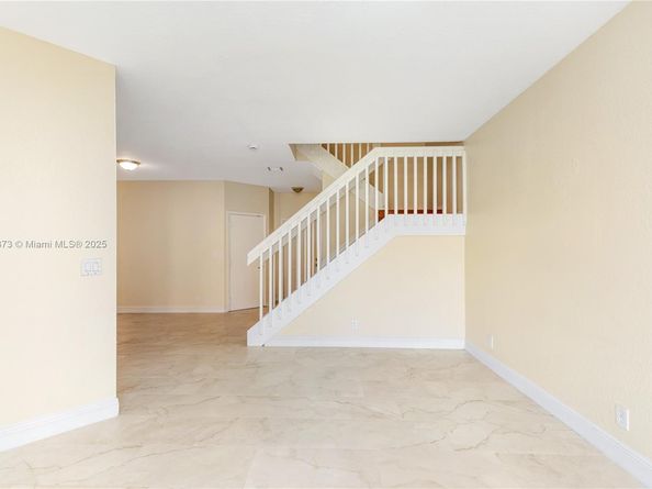 4005 NW 91st Ter, Sunrise FL 33351