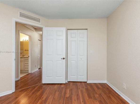 4005 NW 91st Ter, Sunrise FL 33351